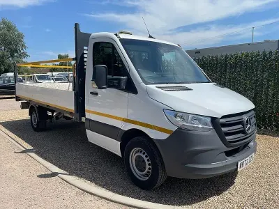 Used Mercedes Sprinter Progressive 170 HP (125 kW) 2022 White Van