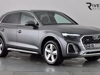 Begagnad Audi Q5 S-Line 299 HK (219 kW) 2021 Grå SUV