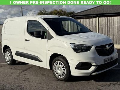 Used Vauxhall Combo Sportive 100 HP (73 kW) 2020 White MPV