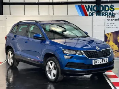 Begagnad Skoda Karoq SE 150 HK (110 kW) 2021 Blå SUV