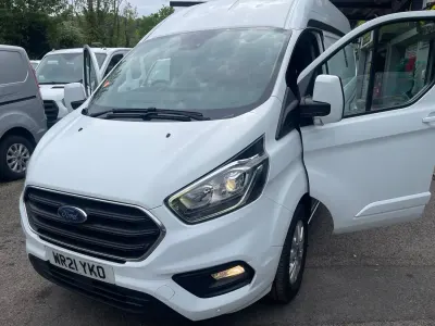 Used Ford Transit Custom Limited 130 HP (95 kW) 2021 White