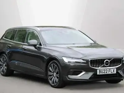 Used Volvo V60 Inscription 350 HP (257 kW) 2022 Estate