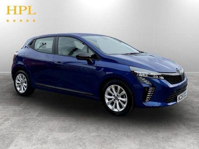 Used Renault Clio V Evolution 90 HP (66 kW) 2025 Blue Hatchback