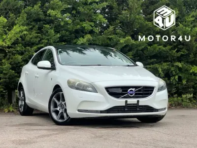Used Volvo V40 Ocean Race 2015 White Hatchback