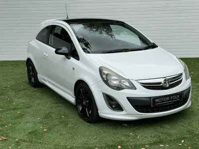 Used Vauxhall Corsa Edition 2013 White Hatchback