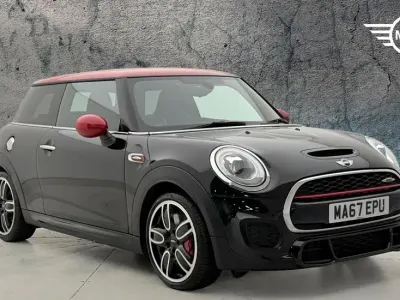 Używany Mini John Cooper Works Hatch 228 KM (167 kW) 2017 Czarny Hatchback