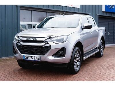 Mercury silver metallic New 2025 Isuzu D-Max Pickup | £35,995 (Fair price)