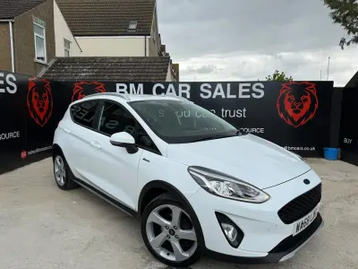 Used Ford Fiesta Active 100 HP (73 kW) 2018 White Hatchback