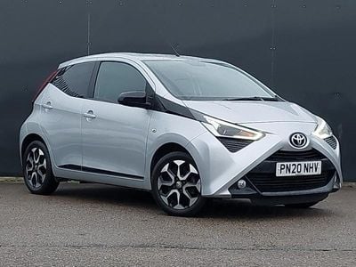 Silver Used 2020 Toyota Aygo Trend Hatchback | £9,698 (Fair price)