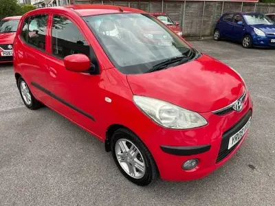 Used Hyundai i10 Comfort 77 HP (56 kW) 2009 Red Hatchback