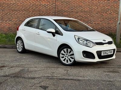 White Used 2013 Kia Rio Hatchback | £2,495 (Fair price)