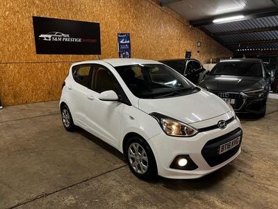 Used Hyundai i10 SE 87 HP (63 kW) 2016 White Hatchback