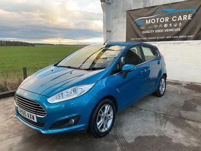 Blue Used 2015 Ford Fiesta Zetec Hatchback | £3,995 (Fair price)