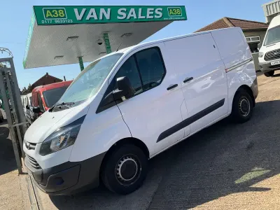 Used Ford Transit Custom 105 HP (77 kW) 2018 White Van