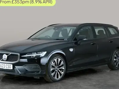 Used Volvo V60 Core 163 HP (119 kW) 2022 Black Estate