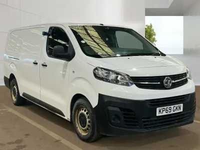 Used Vauxhall Vivaro Edition 100 HP (73 kW) 2019 White MPV