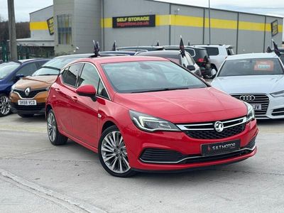Używany Vauxhall Astra Elite 160 KM (117 kW) 2017 Czerwony Hatchback