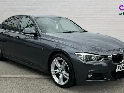 Begagnad BMW 330 M Sport 258 HK (189 kW) 2018 Grå