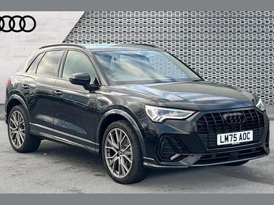 Używany Audi Q3 Black Edition 150 KM (110 kW) 2025 Czarny SUV