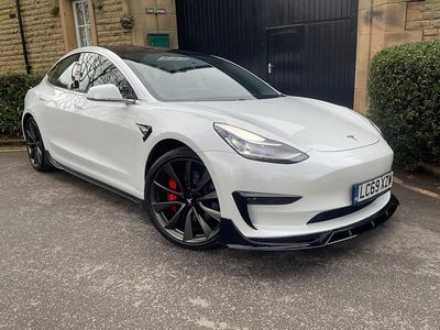 Used Tesla Model 3 Performance 461 kW (627 HP) 2019 White Sedan