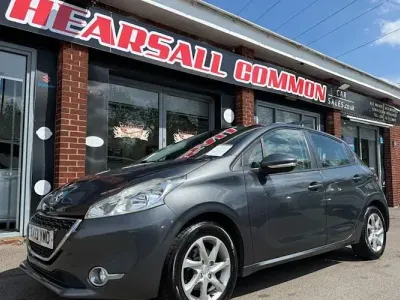 Second-hand Peugeot 208 Active 70 CP (51 kW) 2013 Gri Hatchback