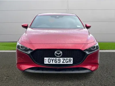 Usado Mazda 3 Inclusive 180 HP (132 kW) 2019 Vermelho Citadino