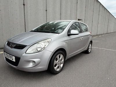 Silver Used 2011 Hyundai i20 Comfort Hatchback | £4,995 (Fair price)