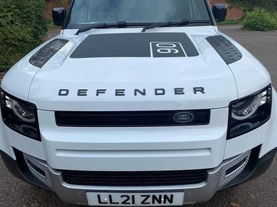 Used Land Rover Defender S 300 HP (220 kW) 2021 White SUV