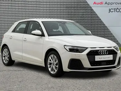 Used Audi A1 Sport 94 HP (69 kW) 2022 White Hatchback