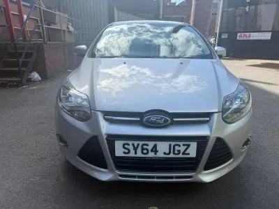 Used Ford Focus Titanium 125 HP (91 kW) 2014 Silver Hatchback