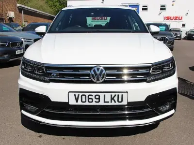 Używany VW Tiguan R-line 190 KM (139 kW) 2019 Biały SUV