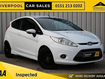 Used Ford Fiesta Zetec 95 HP (69 kW) 2011 White Hatchback