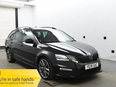 Usado Skoda Octavia vRS 245 HP (180 kW) 2019 Preto Carrinha