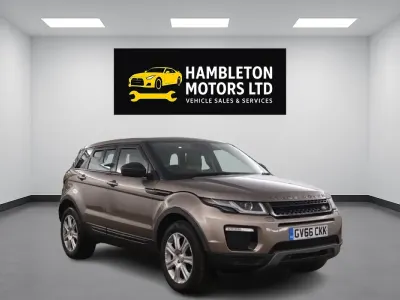 Used Land Rover Range Rover evoque SE 2016 Brown Estate