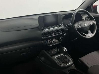 Used Hyundai Kona SE 120 HP (88 kW) 2023 Red SUV