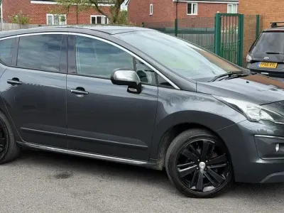 Used Peugeot 3008 Allure 120 HP (88 kW) 2017 Grey SUV