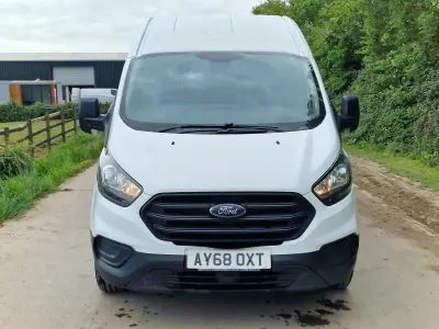 Używany Ford Transit Custom 105 KM (77 kW) 2018 Biały Van