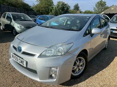 Used Toyota Prius T3 136 HP (100 kW) 2024 Silver Hatchback