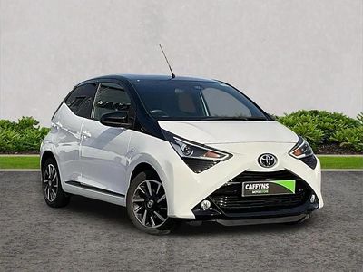 Used Toyota Aygo Trend 72 HP (52 kW) 2021 White Hatchback