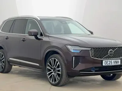 Usado Volvo XC90 Ultra 455 CV (334 kW) 2025 Rojo SUV