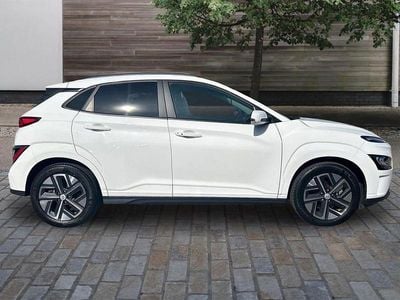 Second-hand Hyundai Kona Premium 150 kW (204 CP) 2021 Alb SUV