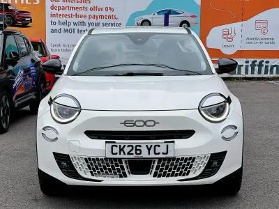 Nowe Fiat 600 S 99 KM (72 kW) 2026 Biały SUV