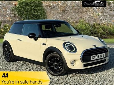 Used Mini Cooper Classic 2019 White Hatchback
