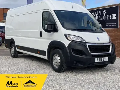 Begagnad Peugeot Boxer 130 HK (95 kW) 2019 Vit Van