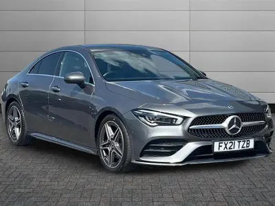 Usado Mercedes CLA180 AMG Line Premium Plus 136 HP (100 kW) 2021 Cinzento Sedan