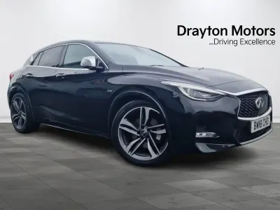 Used Infiniti Q30 Sport Tech 211 HP (155 kW) 2018 Black Hatchback
