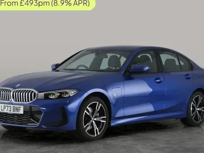 Usado BMW 330e M Sport 292 HP (214 kW) 2023 Azul Sedan