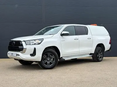 Used Toyota HiLux 150 HP (110 kW) 2022 White Pickup