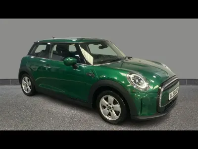 Używany Mini Cooper Classic 2023 Zielony Hatchback