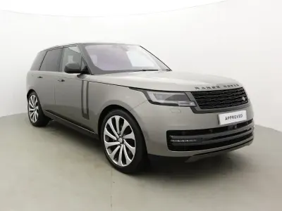Używany Land Rover Range Rover Autobiography 523 KM (384 kW) 2022 Srebrny SUV